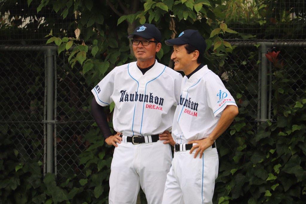 渡邉理事長による激励ノック・背番号授与式が行われました | 郁文館夢学園